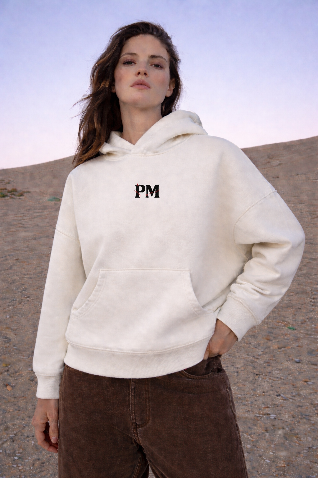 Sudadera Discipline Club – Cream Hoodie